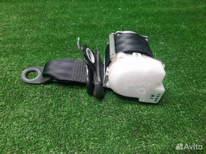 Ремень безопасности задний левый Toyota Aygo B10