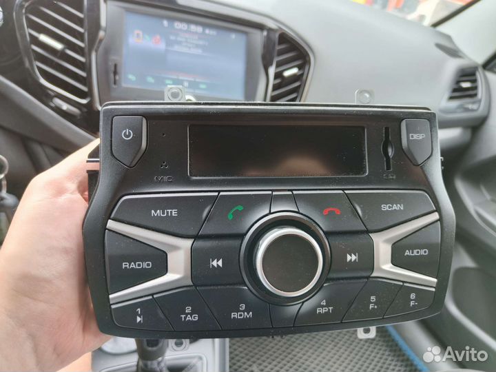 Магнитола с рамкой лада веста (LADA Vesta)