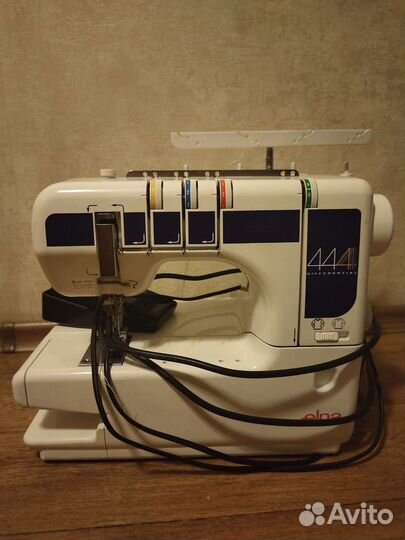 Распошивальная швейная машина Elna 444