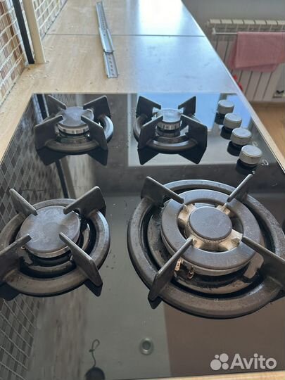 Газовая варочная панель 4 конфорки стекло