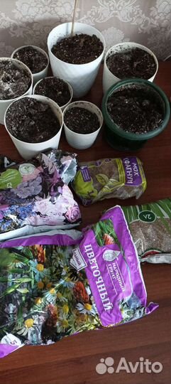 Продам горшки для цветов