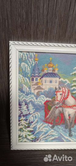 Картина вышитая в рамке ручная работа
