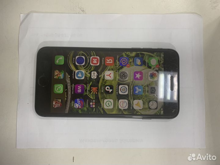 iPhone 8 Plus, 64 ГБ