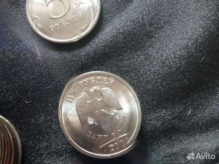 Пяти рублевые монеты 1997 и 2009 гспб
