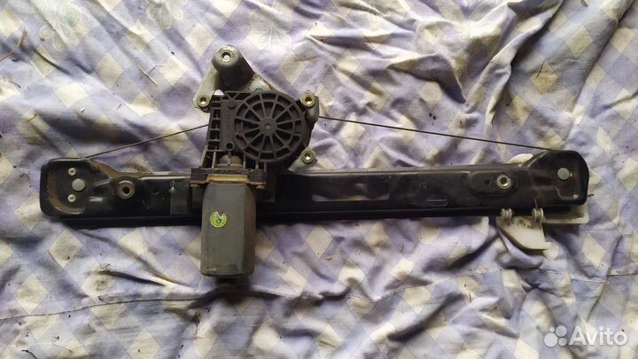 Форд Мондео 3 задний правый Стеклоподъёмник