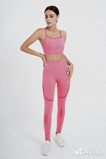 Спортивный костюм женский