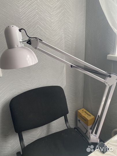 Лампа настольная