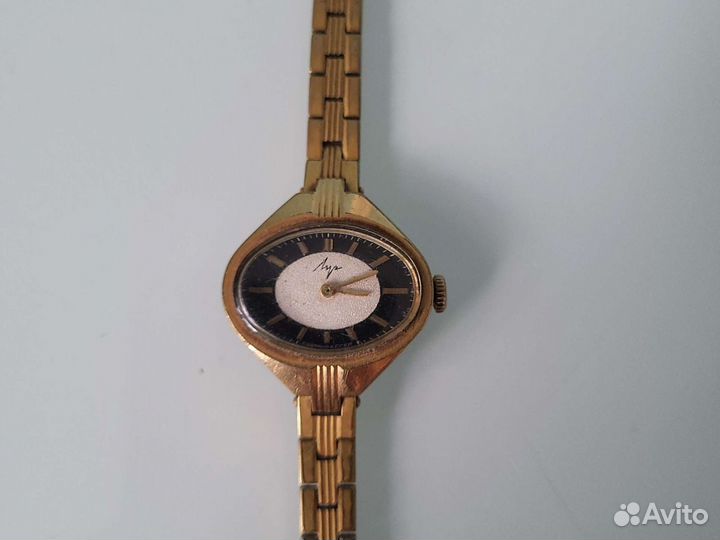 Часы женские луч СССР
