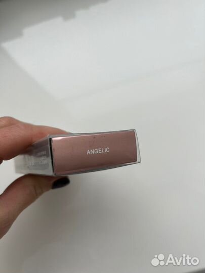 Huda beauty помада