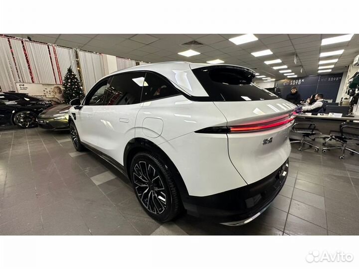 Zeekr 7X 646 л.с. AT, 2024