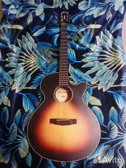 Электроакустическая гитара Cort SFX E 3TSS