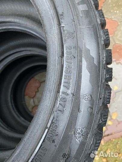 Marshal I'Zen KW22 235/45 R17 97T