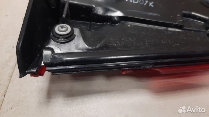 Фонарь внутренний правый Mitsubishi Outlander