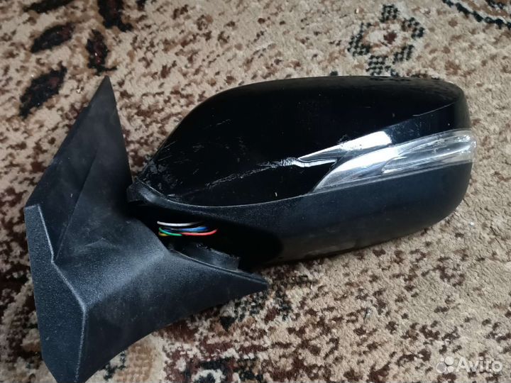 Зеркало заднего вида на Hyundai Solaris