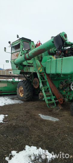 Комбайн Нива-Сельхозтехника СКА-5, 2001