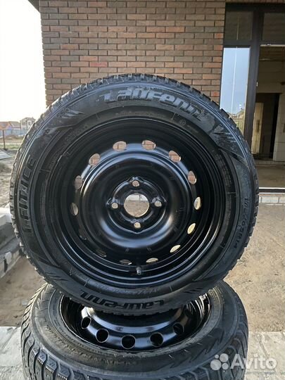 Комплект зимних колес 175/65 R14, 4x100