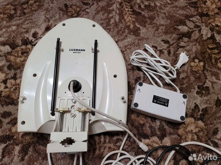 Антенна уличная, с усилителем на 2 тв