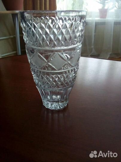 Хрустальная ваза, салатники,конфетницы, рюмки