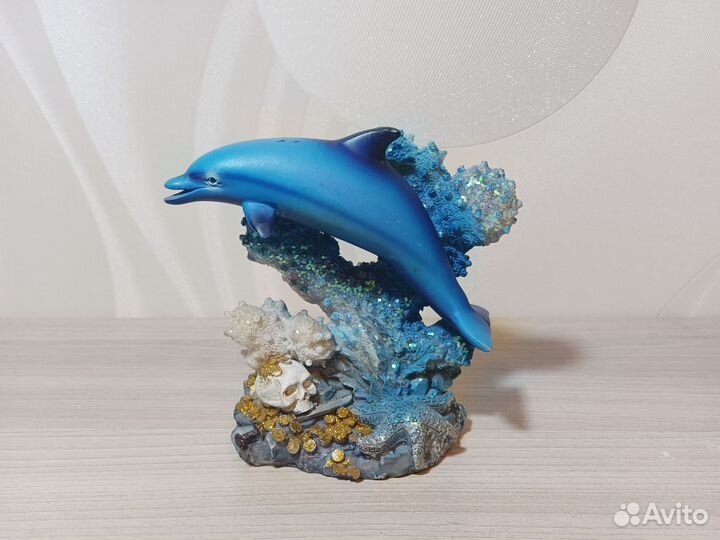 Статуэтка Дельфин