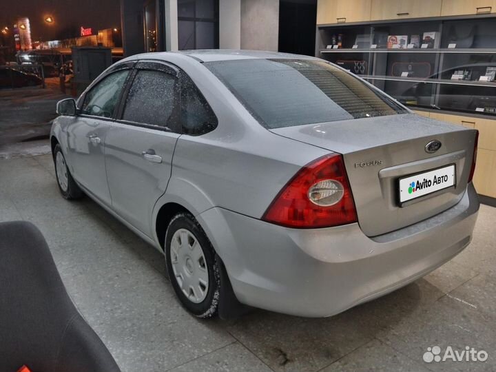 Ford Focus 1.8 МТ, 2010, 181 000 км