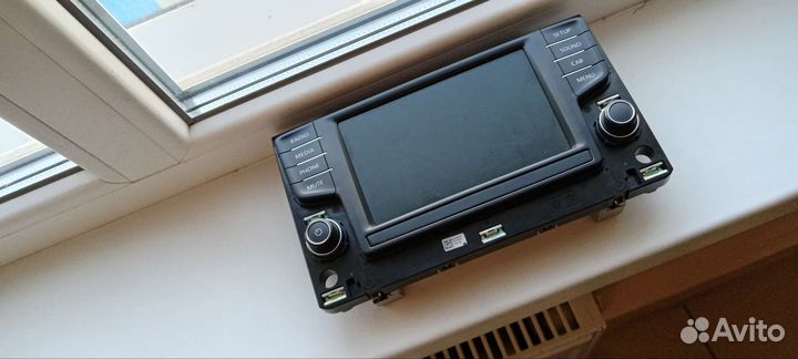 Продам магнитолу passat b8