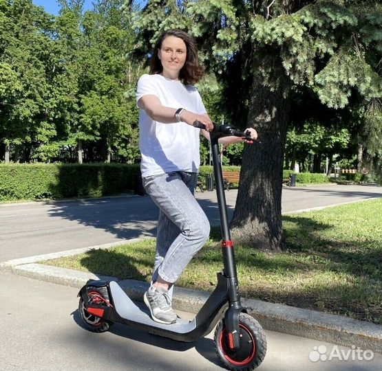 Работник по обслуживанию самокатов