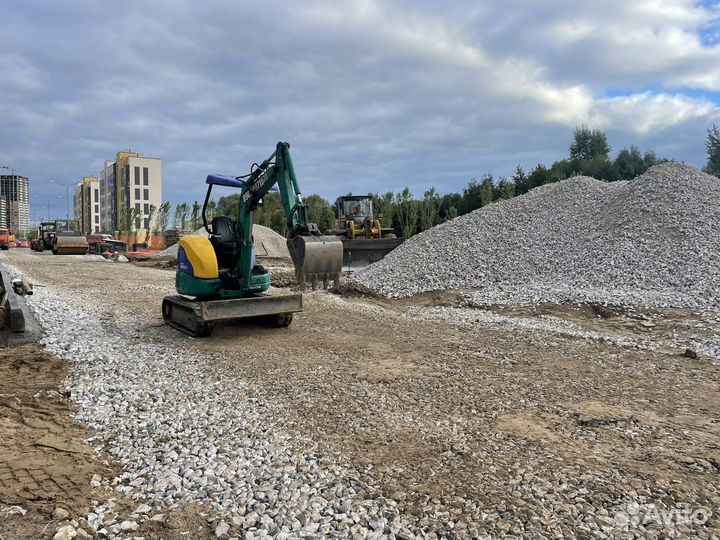 Услуги миниэкскаватора,Миниэкскаватор