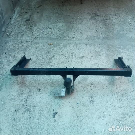 Фаркоп на volkswagen polo