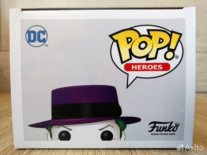 Фигурка Funko Pop Джокер - Joker №337