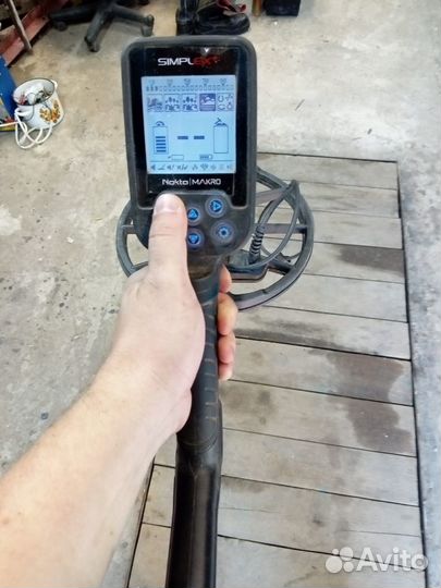 Металлоискатель nokta makro simplex plus бу