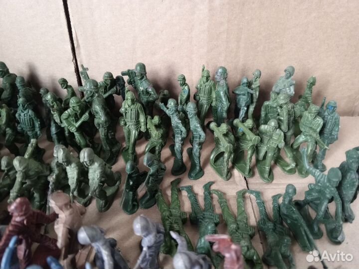 Набор фигурок солдат/солдатиков
