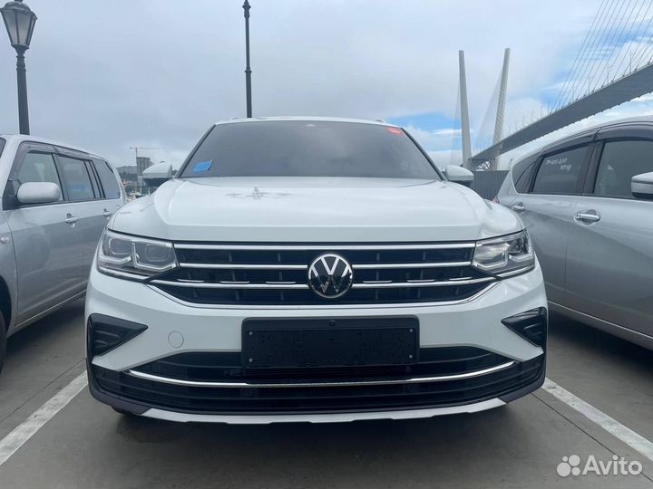 Volkswagen Tiguan 2.0 AMT, 2021, 35 000 км