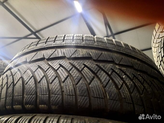 Michelin Pilot Alpin PA4 235/45 R18