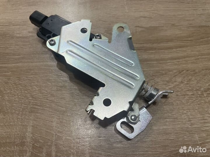 Привод замка багажника ford