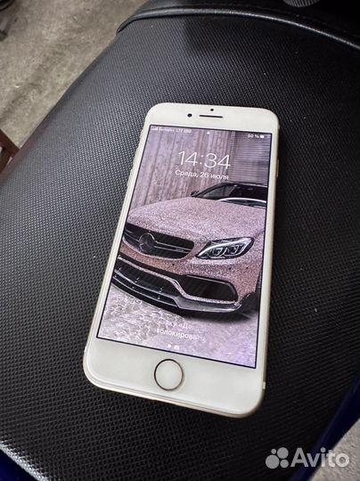 Телефон iPhone 7 32