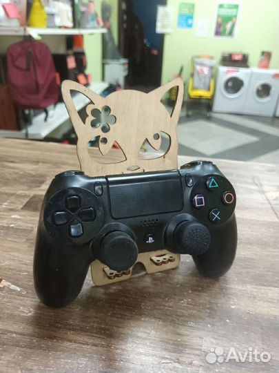 Джойстик на PS 4 Sony