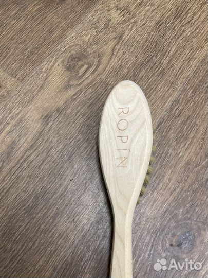 Щетка для сухого массажа новая