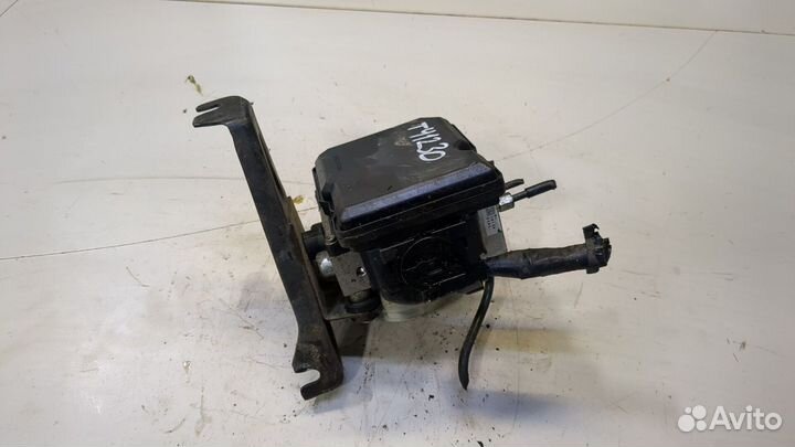 Блок абс, насос Nissan Juke, 2011