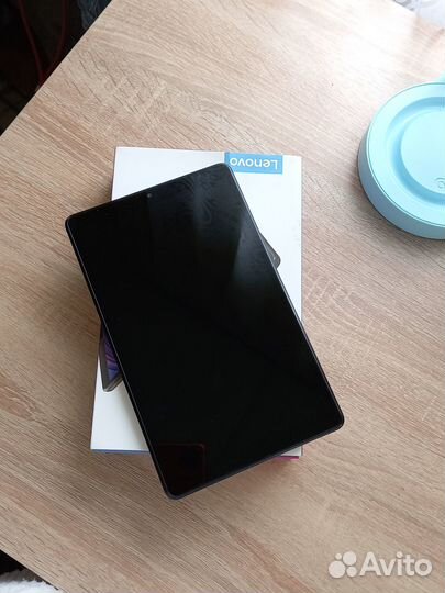 Планшет Lenovo tab m8