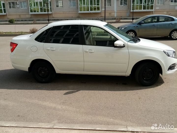 LADA Granta 1.6 МТ, 2023, 18 000 км