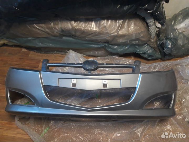 Бампер Geely MK I Рестайлинг серебристого цвета