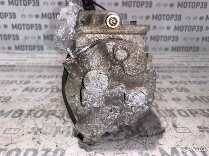 Компрессор кондиционера Volkswagen Polo 4 1.2 I