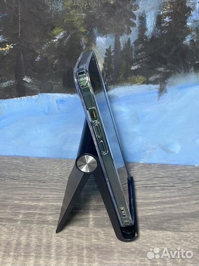 Чехол на iPhone 14