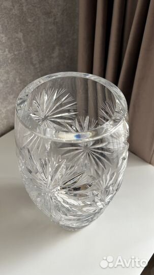 Хрустальна ваза для цветов 