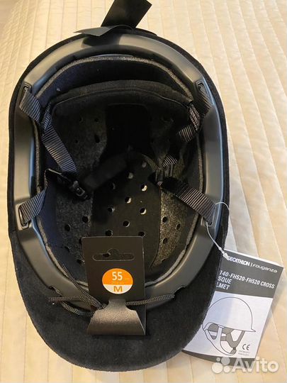 Шлем для конного спорта