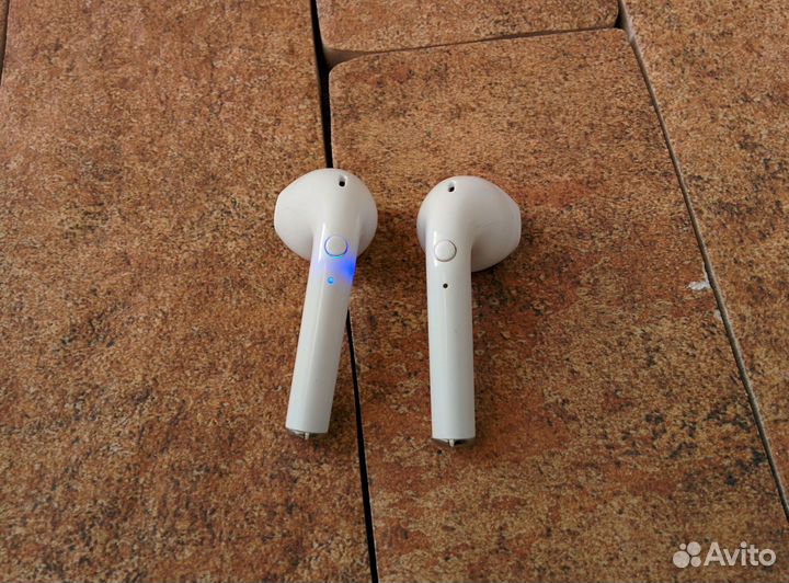 Беспроводные наушники в стиле Aipods