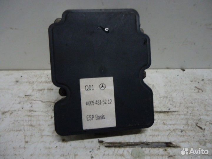 Блок ABS (насос) Mercedes-Benz CLA-Class