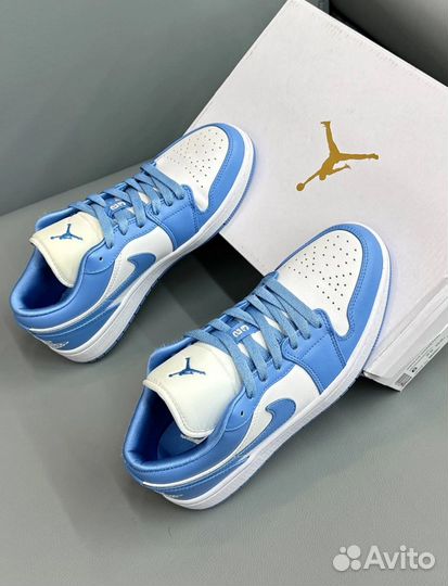 Кроссовки Air Jordan 1 low university blue