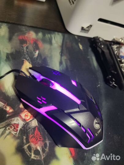 Игровая компьютерная мышь с RGB подсветкой