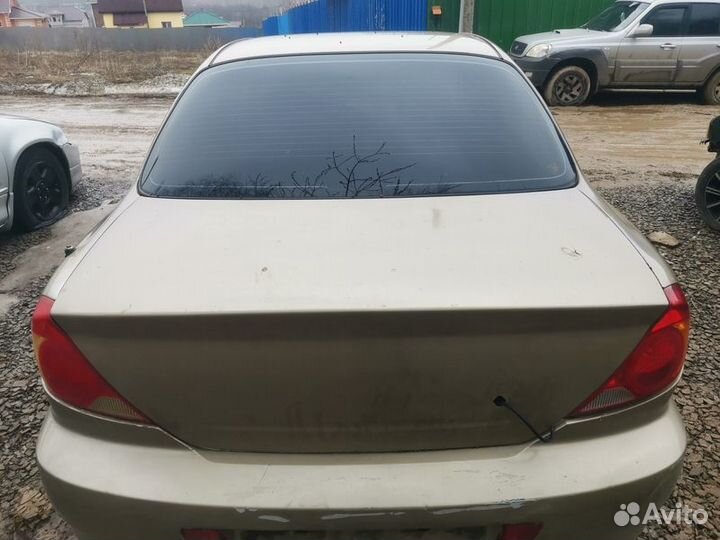 Крышка багажника Kia Spectra